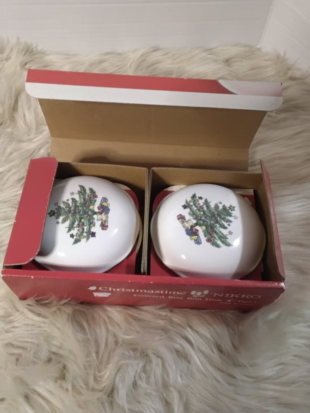 Nikko Christmastime Covered Bon Bon Dishes 4" Set of 2